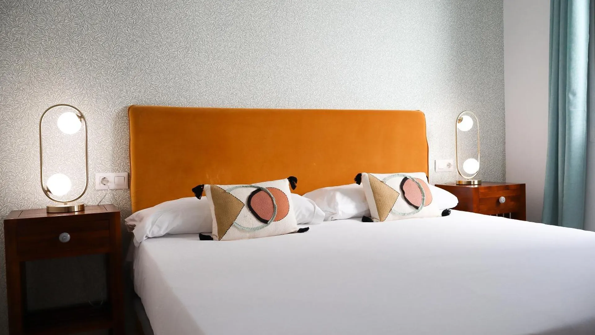Monkeys Apartments Lumbreras Deluxe Seville 0*,  Spain