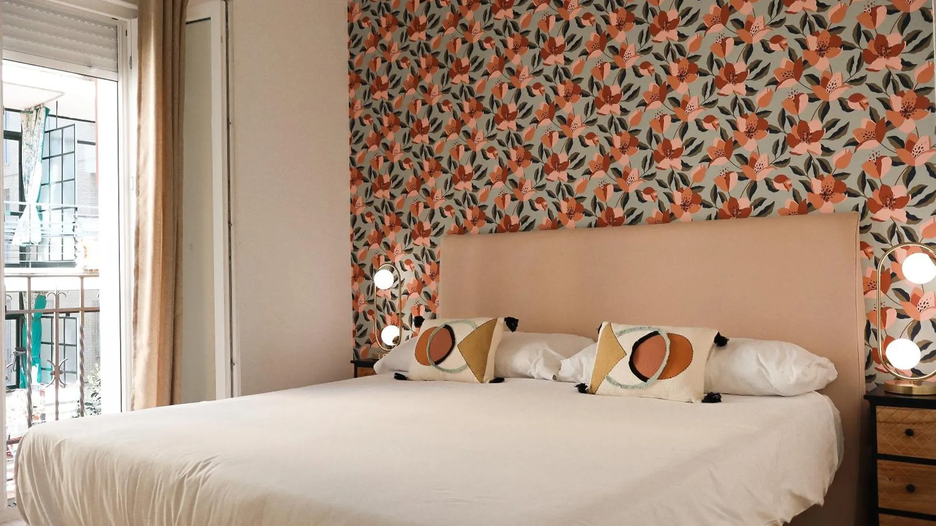 Monkeys Apartments Lumbreras Deluxe Seville